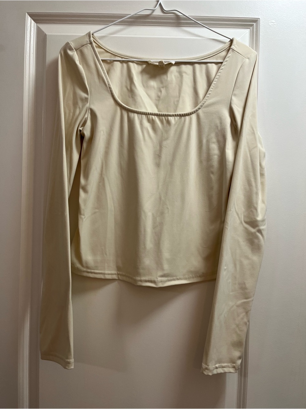Cream Long-Sleeve Scoop Neck Women's Top